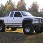 Authorities still looking for suspect in fatal hit-and-run at Donkey Creek