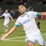 Clint Dempsey’s goal in stoppage time allows Sounders to salvage point in Portland