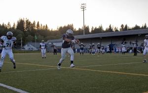 (Brendan Carl | The Daily World) Grays Harbor Bearcats&rsquo; Pedro Gonzalez runs into the end zone after catching a pass against the Cowlitz Cobras on Saturday.