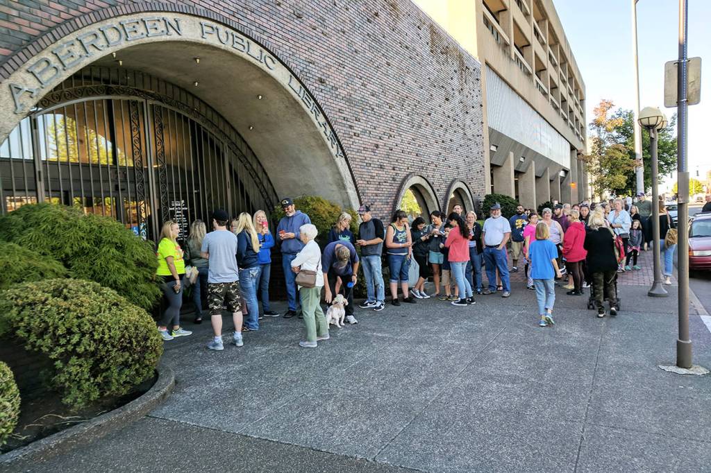 Fog lifts and Harborites get a solar show