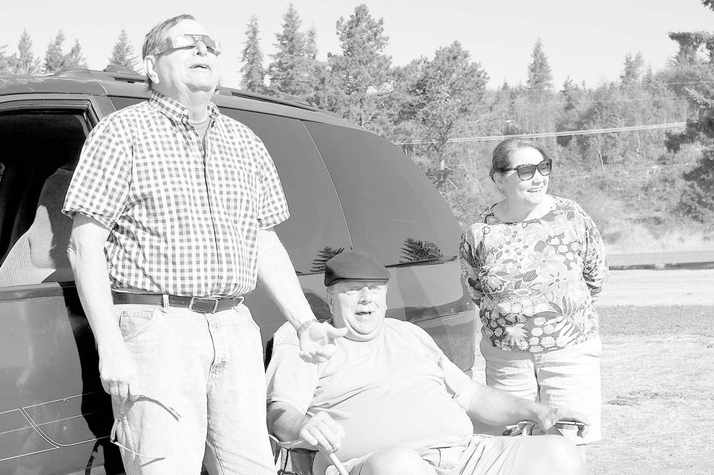 Fog lifts and Harborites get a solar show