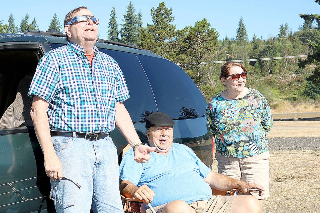 Fog lifts and Harborites get a solar show