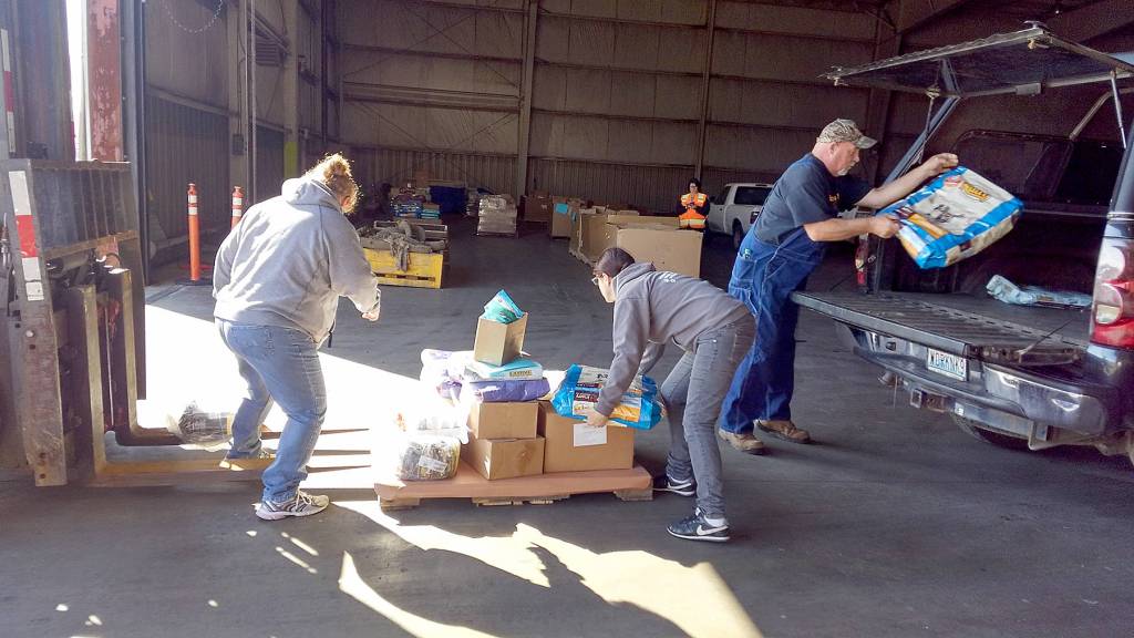 Pet food donation to Grays Harbor and Pacific counties