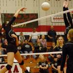 Raymond hands Ocosta first league volleyball loss