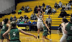 Aberdeen girls drop league opener to Tumwater