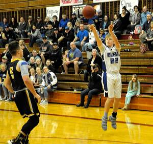Monte boys upended in district semis; Elma eliminated