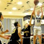 Monte boys upended in district semis; Elma eliminated