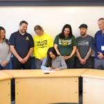 Aberdeen track star Faith Cardenas signs with University of San Francisco