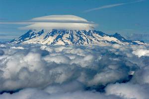Yes, Cascades volcanoes could blow — but not like Hawaii’s