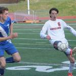 Hoquiam boys soccer falls flat in opening-round playoff loss to La Center