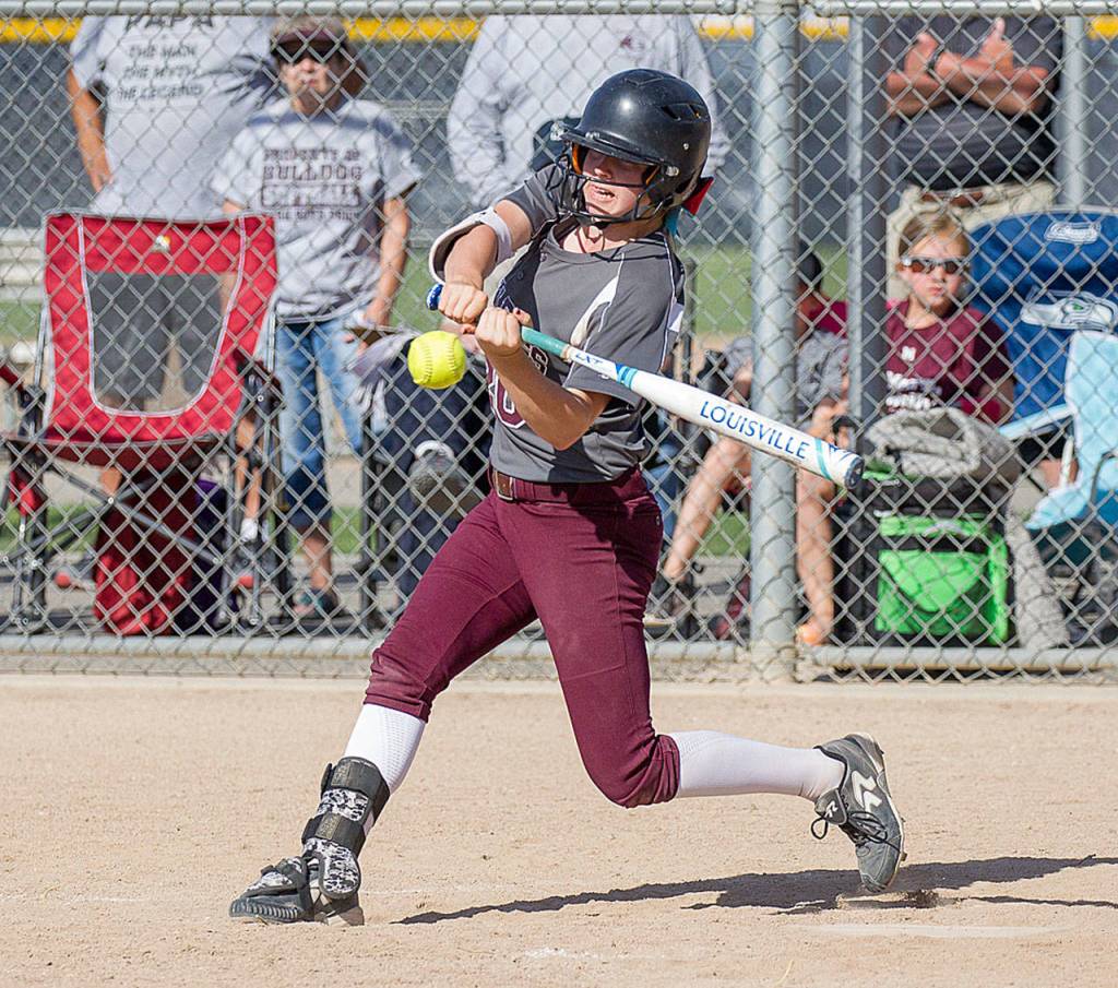 Two Trophies, no titles for Elma, Montesano at 1A State Championships