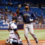 The Seattle Mariners Denard Span (4) crosses home plate after scoring during the third inning against the Tampa Bay Rays on Thursday, June 7, 2018, at Tropicana Field in St. Petersburg, Fla. (Monica Herndon/Tampa Bay Times/TNS)