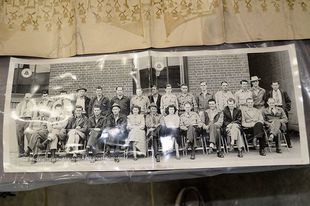 LOUIS KRAUSS | THE DAILY WORLD Aberdeen workers from the Pacific Telephone and Telegraph Company pose for a photo taken in May 1949.