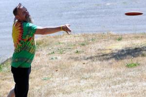 Bubba Mullikin Memorial Disc Golf Tournament raises over $2,000 for scholarship