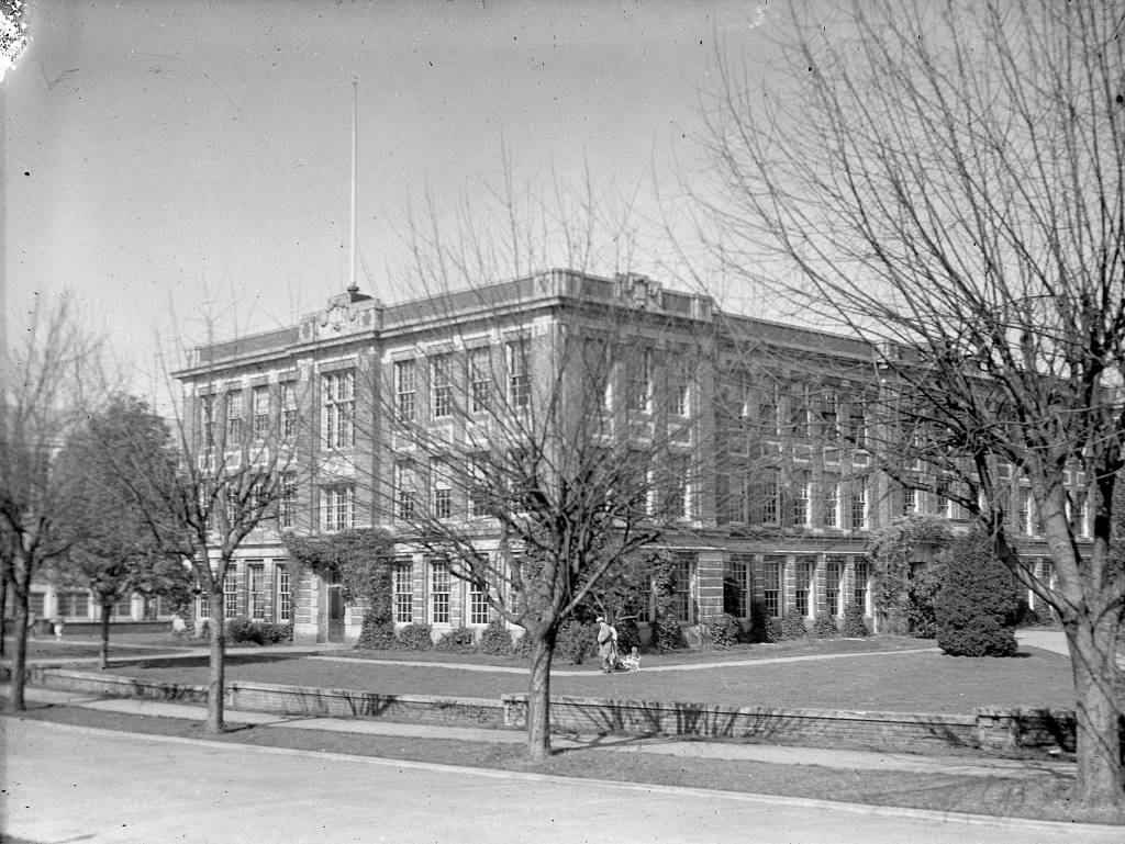 Polson Museum                                Aberdeen High Schools old Weatherwax building.