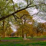 Courtesy Edmonds                                The Crown Hill Cemetery in Indianapolis was established in 1863, comprising 236 acres of farmland (augmented by 256 acres in 1896). The cemetery is based on the designs of Pittsburgh landscape architect and cemetery superintendent John Chislett Sr. along with Adolph Strauch, who also is noted for his work on the Spring Grove Cemetery in Cincinnati.