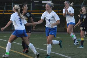 Prep Roundup: Several local golf, soccer and volleyball teams open 2018 season