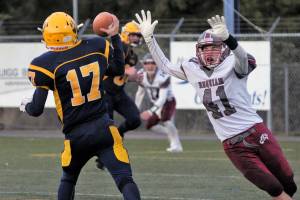 Hoquiam downs Aberdeen 28-7 to win 113th Myrtle Street Rivalry