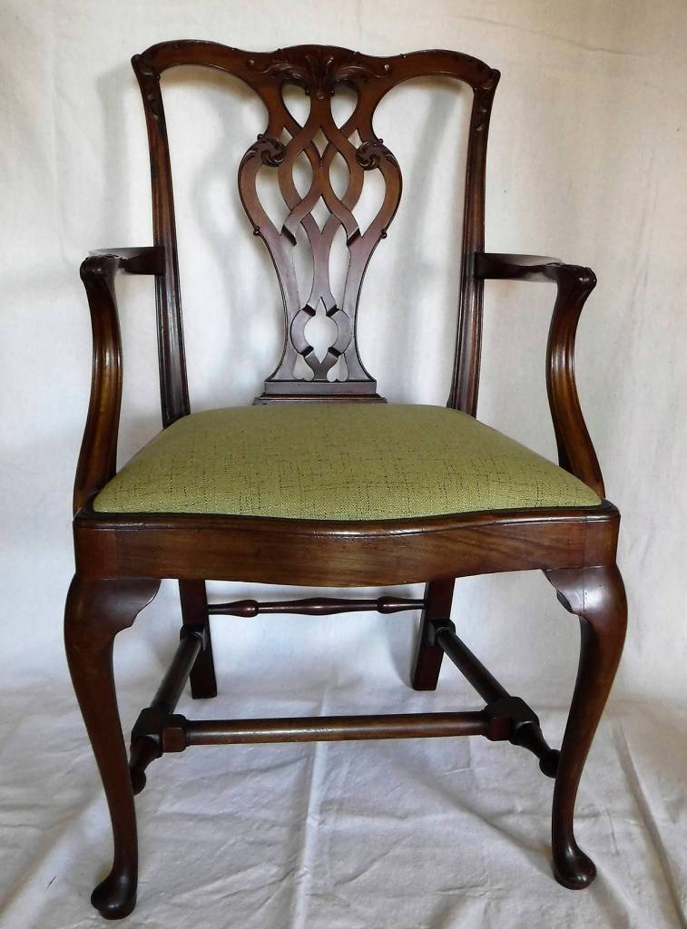 (Photo by Mitchell Chapman) The finished chair. To do six of these, plan on using approximately 3 yards of fabric.