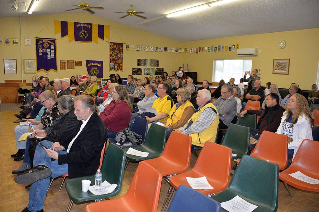 Louis Krauss | The Daily World                                The crowd at the Ocean Shores Lions Club listens to political candidates speak during Sundays forum.