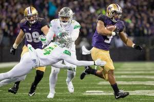 Washington Huskies vs. Oregon Ducks. What are the key things to watch in the Pac-12 rivalry game?