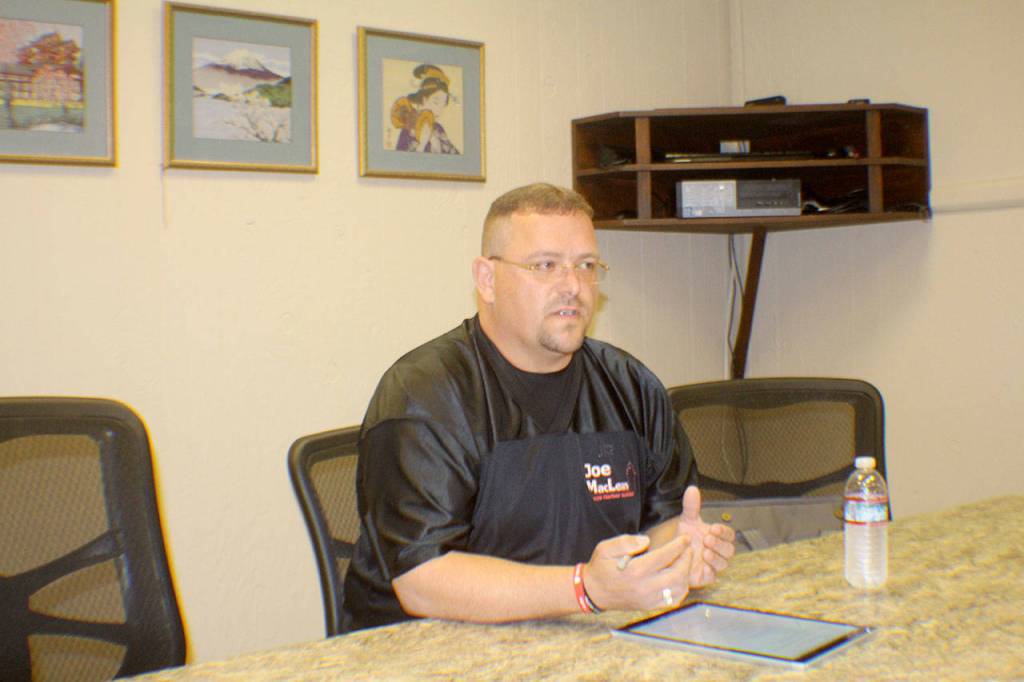 Auditor hopefuls vary in approach