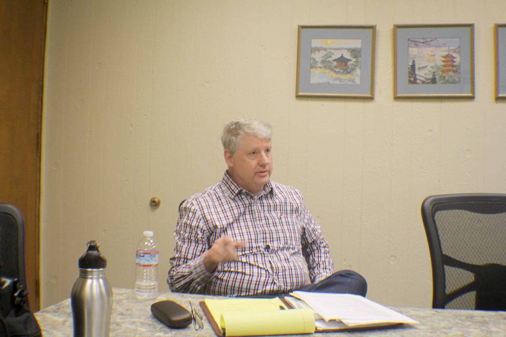 Auditor hopefuls vary in approach