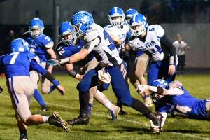 Eagles fly into state playoffs with 33-21 win over La Center