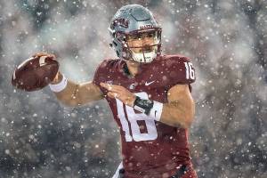 Washington State quarterback Gardner Minshew, left tackle Andre Dillard receive invites to Reese’s Senior Bowl