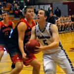 Boys Basketball Roundup: Montesano uses defense to beat Centralia