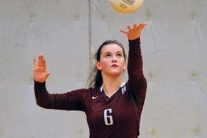 Hoquiam’s ReyLynn Dunn, Elma’s Jalyn Sackrider named to 1A All-State volleyball team