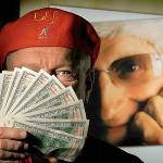 Secret Santa and his $100 bills: A tradition that never gets old