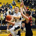 Aberdeens Ben Dublanko attempts a reverse layup in the second quarter against Centralia on Friday night. (Hasani Grayson | Grays Harbor News Group)