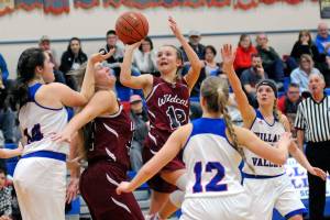 Tuesday Girls Prep Basketball Roundup: Ocosta outlasts Willapa Valley