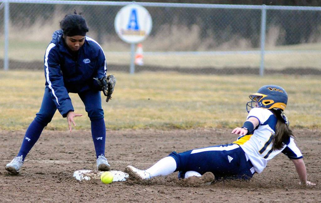 Aberdeens Logan Glanz slides safely into second base in the second inning against River Ridge. (Hasani Grayson | Grays Harbor News Group)                                Aberdeens Logan Glanz slides safely into second base in the second inning against River Ridge. (Hasani Grayson | Grays Harbor News Group)