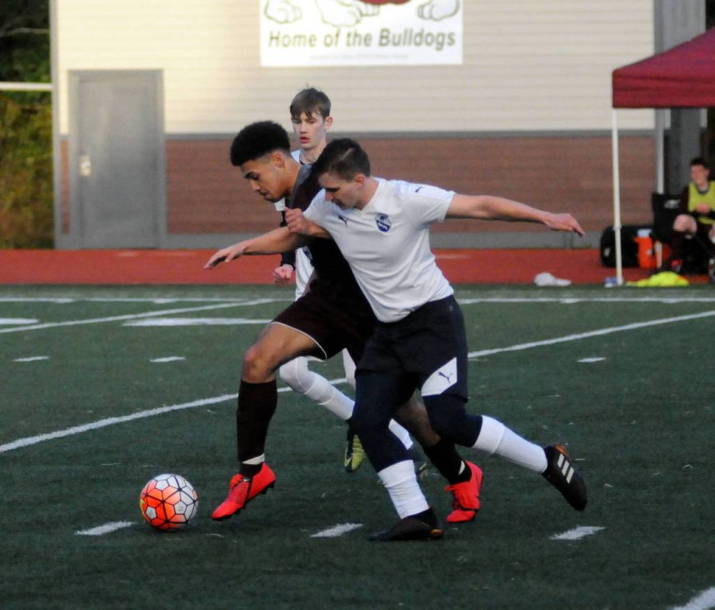 Tuesday Prep Roundup: Aberdeen edges Elma on Chavez’s goal