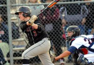 Weekend Baseball Roundup: Scheuber’s single earns Ocosta twin bill split with Pe Ell-Willapa Valley