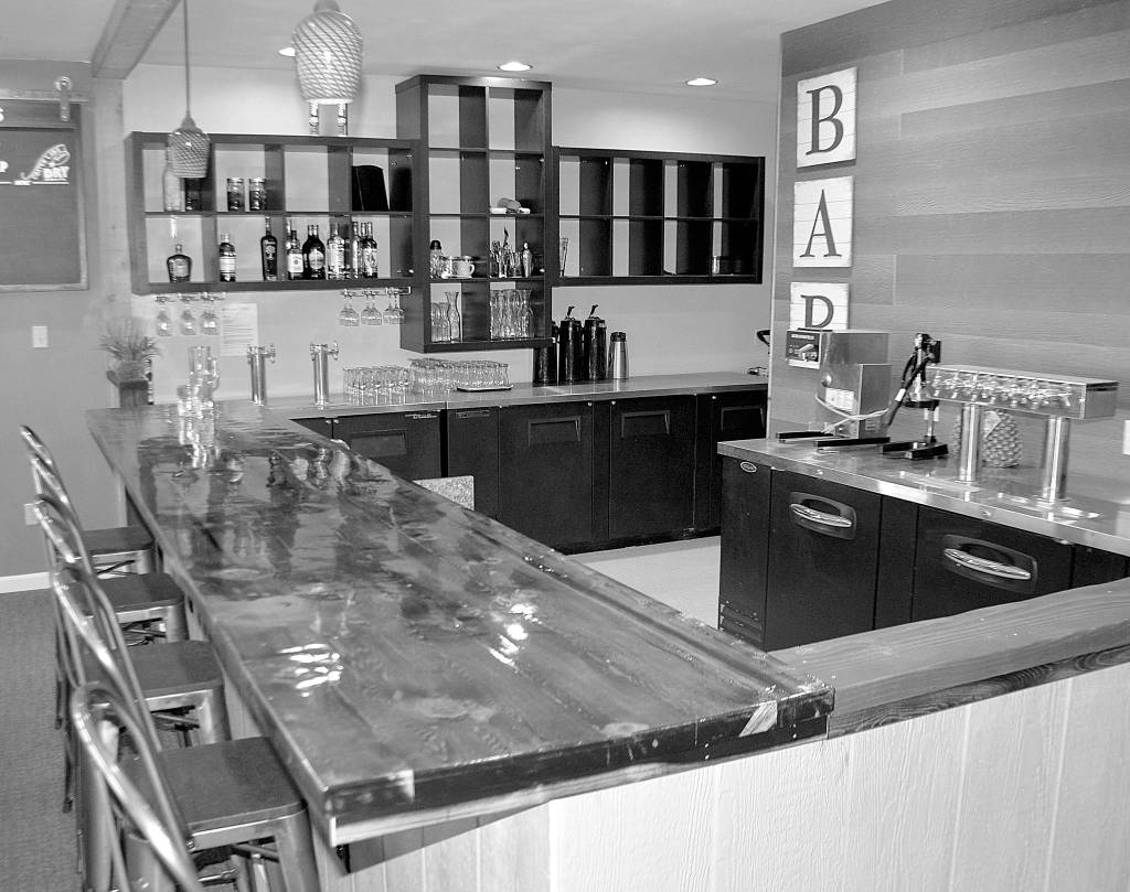 DAN HAMMOCK | GRAYS HARBOR NEWS GROUP                                A small bar area just inside the entrance of the RocknBrews seats five and will feature local beer selections and craft cocktails and non-alcoholic beverages made with fruit prepared daily.