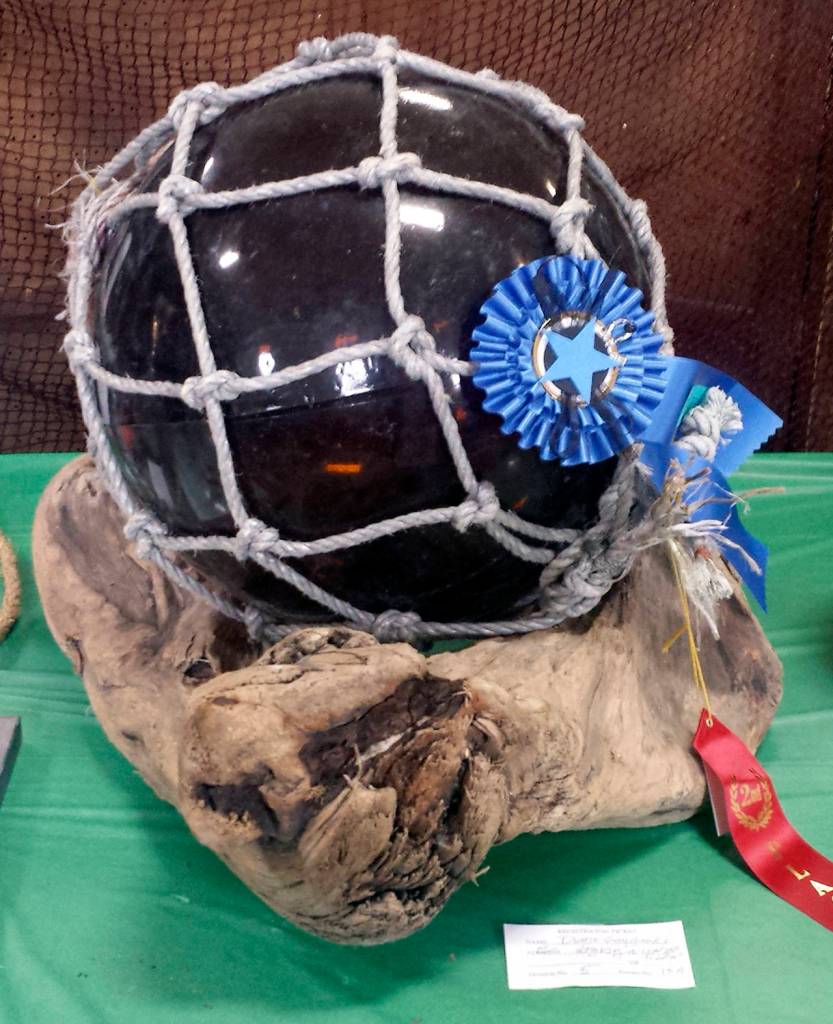 (Courtesy photo) This glass float display by Diane Gaydeski of Forks won Best in Show in the adult division.