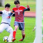 Tuesday Prep Roundup: Hoquiam scores often in victory over Raymond-South Bend