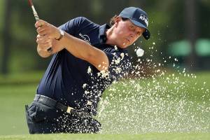 Strange day at the Masters, but big names still rise to the top