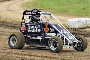 Midget, dwarf cars make first appearance at Grays Harbor Raceway