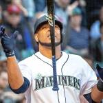 Mariners trade Edwin Encarnacion, cash to Yankees