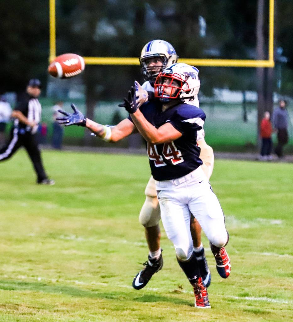 PWV receiver Kollin Jurek attempts to make a catch against Adna on Friday evening. (Photo by Larry Bale)