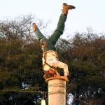 Photos by Kat Bryant | Grays Harbor News Group                                After a few years off, Brian Bartow performed his gravity-defying spar tree gag.