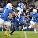 Prep Football Roundup: Elma rolls Rochester on the road