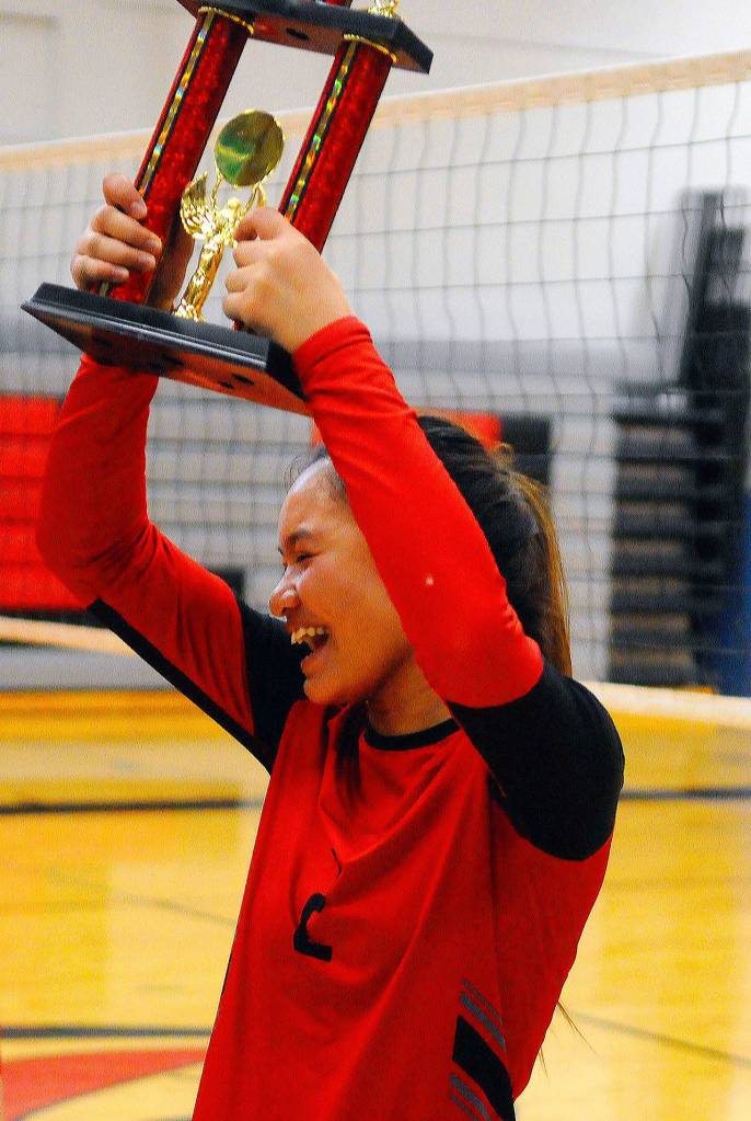 Ocosta goes a perfect 8-0 in winning nine-team Raymond Tournament