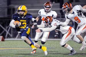 Prep Football Review: Morrill’s big second half leads Aberdeen to 46-30 victory over Centralia