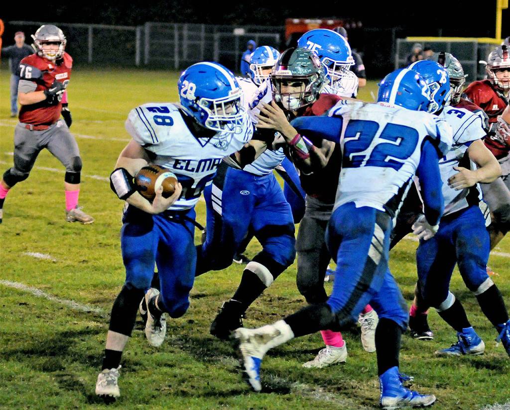 Hoquiam gets early jump on Elma in 32-7 win