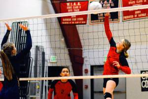 Wednesday Prep Roundup: Raymond locks up third place with win over Ilwaco